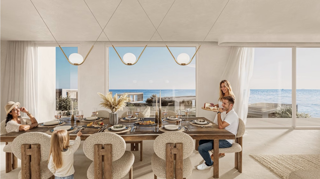 The Edge – Esszimmer mit Meerblick und Pendelleuchten